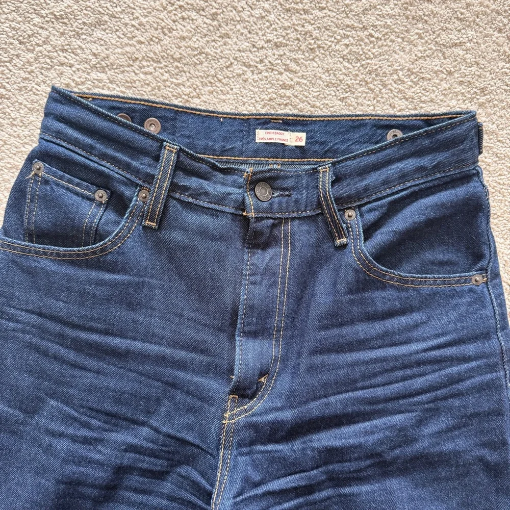 LEVIS | VIRAL CLENCH WAIST BAGGY JEANS IN INDIGO 💙 - Picture 3 of 5